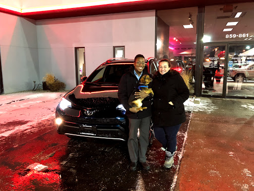 Toyota Dealer «Toyota of Wallingford», reviews and photos, 859 N Colony Rd, Wallingford, CT 06492, USA