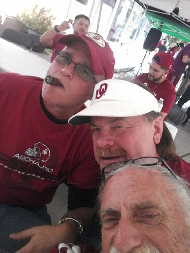  «Royal Pipes & Tobaccos Ltd», reviews and photos, 105 Boyd St, Norman, OK 73069, USA