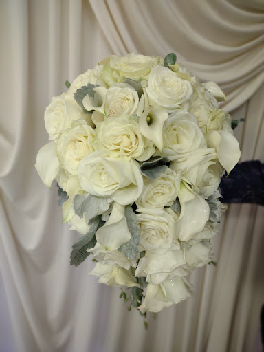 Wedding Planner «M & P Floral And Event Production», reviews and photos, 840 W Lake St, Roselle, IL 60172, USA