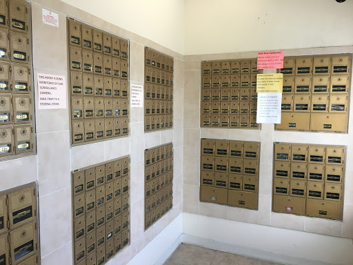 Ad West Mail Center image