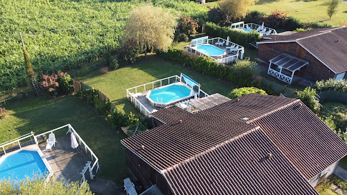 Eric & Vacances : Location de vacances dans chalets avec piscine et spa en Dordogne dans le Périgord noir à Aubas