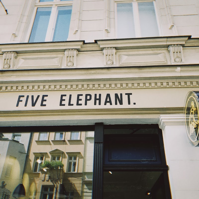 Five Elephant Mitte