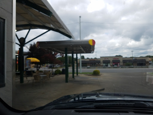 Fast Food Restaurant «Sonic Drive-In», reviews and photos, 208 W Avalon Ave, Muscle Shoals, AL 35661, USA