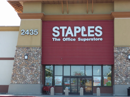 Office Supply Store «Staples», reviews and photos, 2435 Iron Point Rd, Folsom, CA 95630, USA