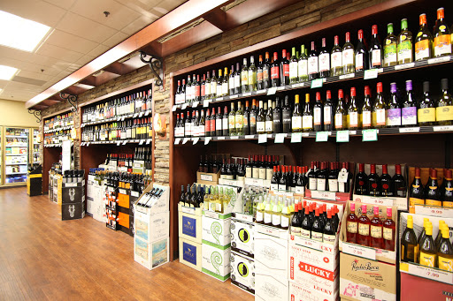 Liquor Store «Edina Liquor - 50th & France», reviews and photos, 3943 W 50th St, Edina, MN 55424, USA