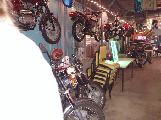 Bar «Greenhouse Moto Cafe», reviews and photos, 4021 Haywood Rd, Mills River, NC 28759, USA