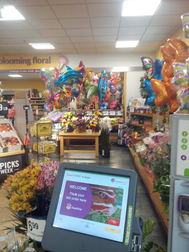 Grocery Store «Stop & Shop», reviews and photos, 154 Westchester Ave, White Plains, NY 10604, USA