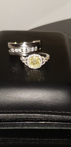 Jewelry Store «Jared The Galleria of Jewelry», reviews and photos, 11077 Pines Blvd, Pembroke Pines, FL 33025, USA
