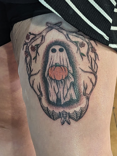 Explore alligator tattoo ideas, creative tattoo ideas in Saint Louis, available at Trader Bobs Tattoo Shop