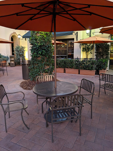 Shopping Mall «Quail Hill Shopping Center», reviews and photos, 6501 - 6875 Quail Hill Pkwy, Irvine, CA 92603, USA