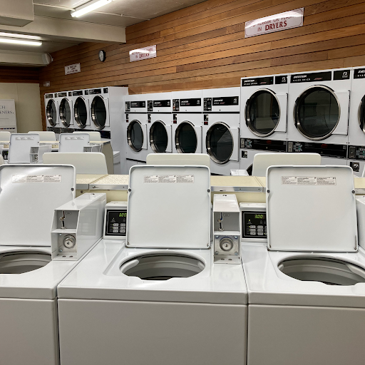 Laundromat «Maytag Laundry Center», reviews and photos, 904 N Charlotte St, Pottstown, PA 19464, USA