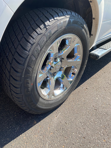 Tire Shop «Discount Tire Store - Stillwater, MN», reviews and photos, 13341 60th St N, Stillwater, MN 55082, USA