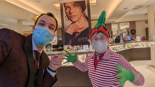 Jewelry Store «Jared The Galleria of Jewelry», reviews and photos, 4972 Shelbyville Rd, Louisville, KY 40207, USA