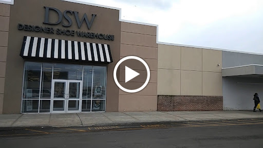 Shoe Store «DSW Designer Shoe Warehouse», reviews and photos, 345 Rockaway Turnpike, Lawrence, NY 11559, USA