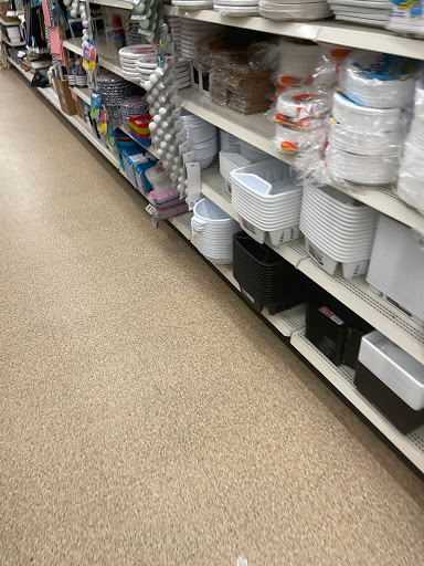 Dollar Store «Dollar Tree», reviews and photos, 14158 NE Woodinville Duvall Rd, Woodinville, WA 98072, USA