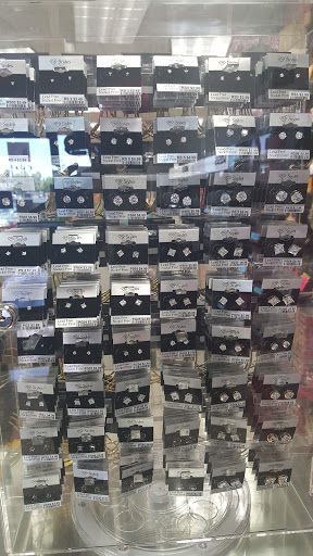 Beauty Supply Store «United Beauty Supply, Hair Extension & Wigs», reviews and photos, 1120 S Country Club Dr, Mesa, AZ 85210, USA