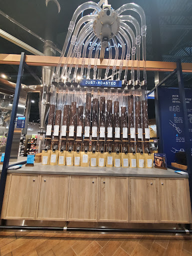 Grocery Store «The Fresh Market», reviews and photos, 3712 Lawndale Dr, Greensboro, NC 27455, USA