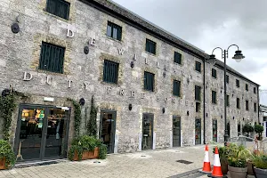 Tullamore D.E.W. Distillery Visitor Experience image