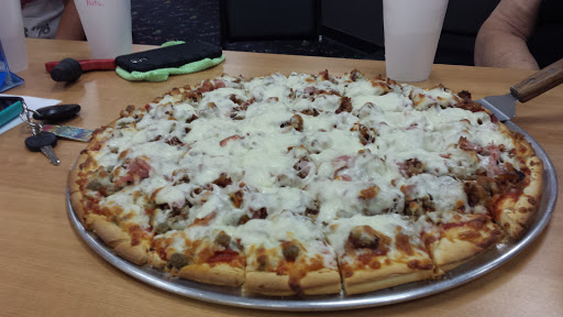 Restaurant «The Pickle Lounge & Northside Lanes», reviews and photos, 1776 Independence Pkwy, Hartford City, IN 47348, USA