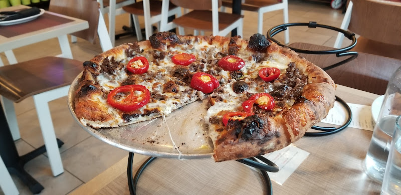 #1 best pizza place in Philadelphia - Medusa Pizzeria