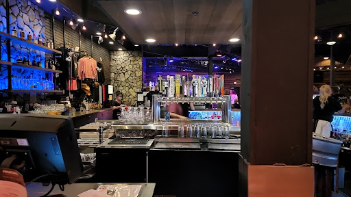 Bar & Grill «Ponderosa Lounge», reviews and photos, 10350 N Vancouver Way, Portland, OR 97217, USA