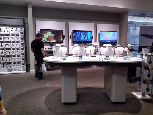 Home Audio Store «Bose Factory Store», reviews and photos, 447 Great Mall Dr #224a, Milpitas, CA 95035, USA