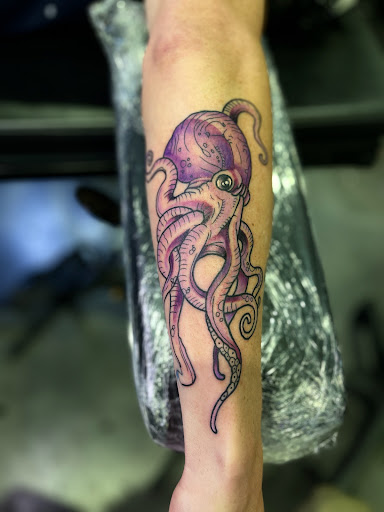 Explore ohana tattoo ideas, creative tattoo ideas in Waxahachie, available at ExclusivE Tattoo and Barber
