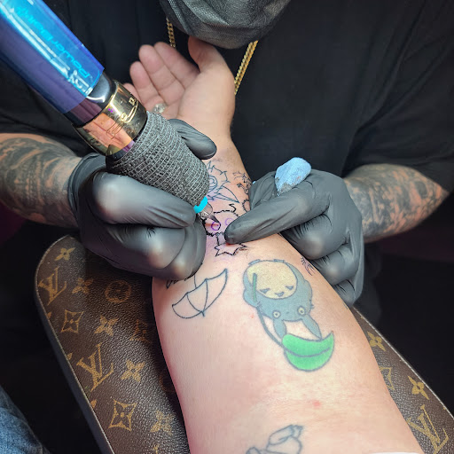 Tattoo Shop «Mafia Ink Tattoo Studio», reviews and photos, 8187 University Ave NE, Spring Lake Park, MN 55432, USA