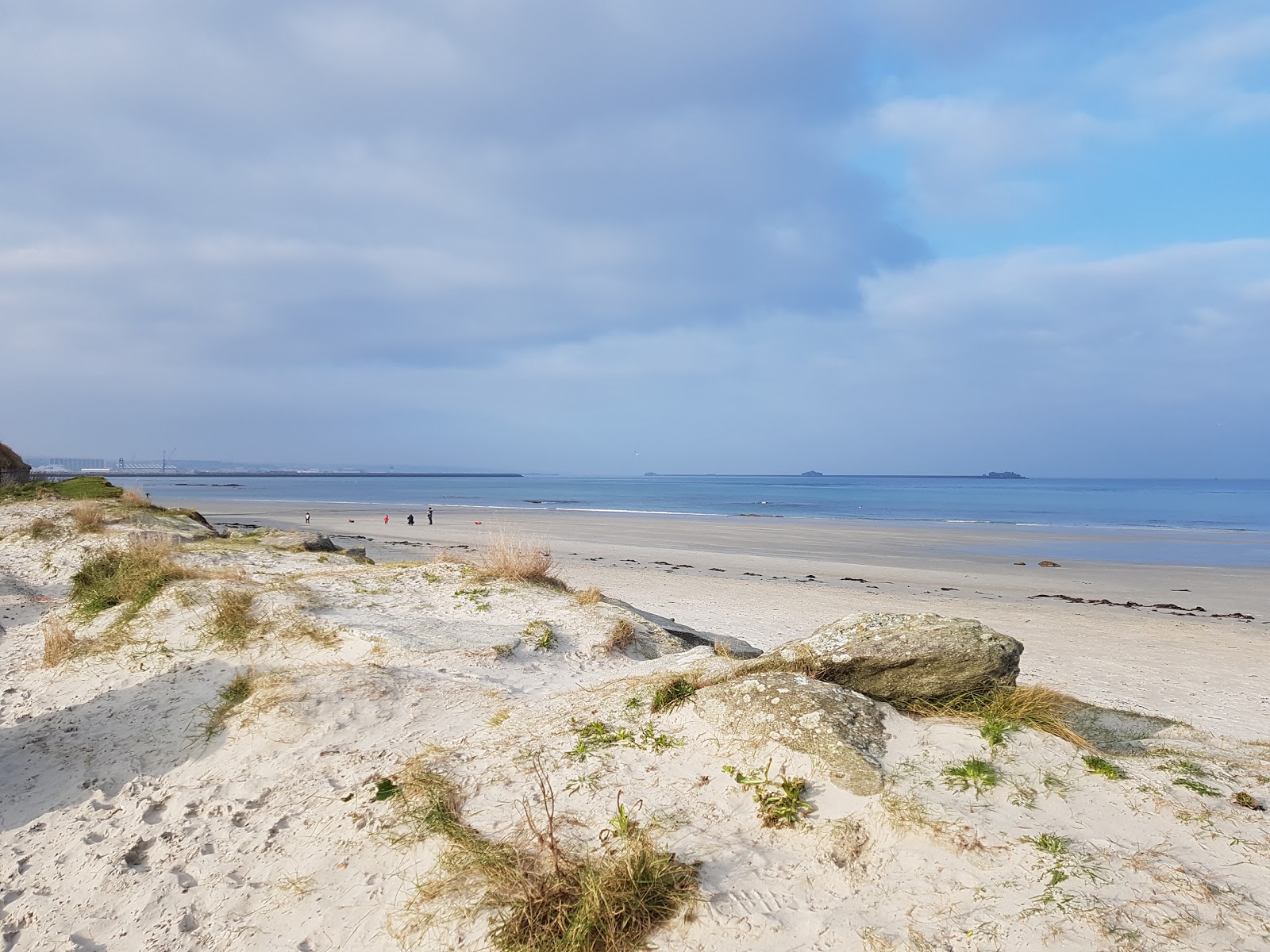 Fotografie cu Plage de Collignon cu o suprafață de apa pură turcoaz