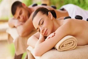 aroma massage & spa image