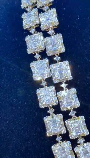 Jewelry Repair Service «Fast-Fix Jewelry & Watch Repairs - Inside Chandler Fashion Mall», reviews and photos, 3111 W Chandler Blvd, Chandler, AZ 85226, USA