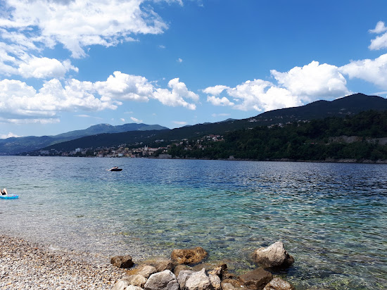 Preluk beach