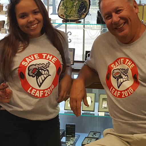 Tobacco Shop «Pipes & Pleasures», reviews and photos, 4244 E Main St, Columbus, OH 43213, USA