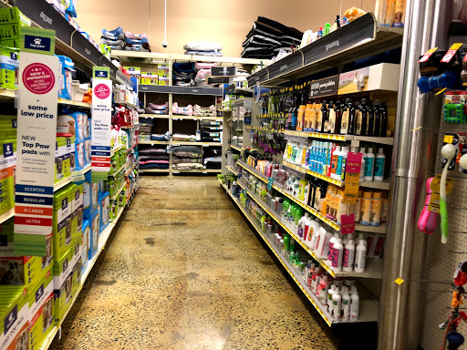 Pet Supply Store «PetSmart», reviews and photos, 369 Tarrytown Rd, White Plains, NY 10607, USA