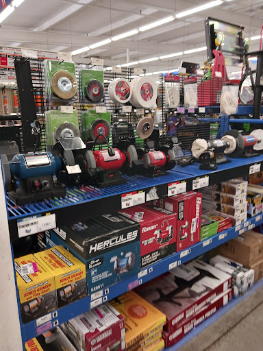 Hardware Store «Harbor Freight Tools», reviews and photos, 24022 Hesperian Blvd, Hayward, CA 94545, USA