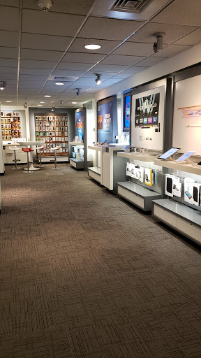 Cell Phone Store «AT&T», reviews and photos, 82 Wall St, New York, NY 10005, USA