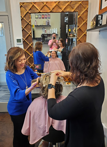 Beauty Salon «Salon Studios Beauty Mall Duluth Salon», reviews and photos, 3330 Satellite Blvd #10, Duluth, GA 30096, USA