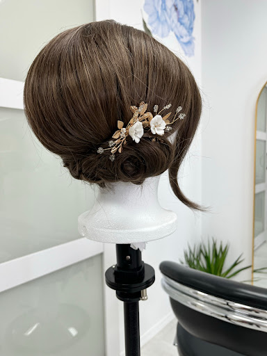 Jennys Wig Center image
