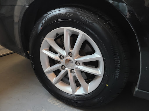 Tire Shop «Discount Tire Store - Lacey, WA», reviews and photos, 5490 Martin Way E, Lacey, WA 98516, USA