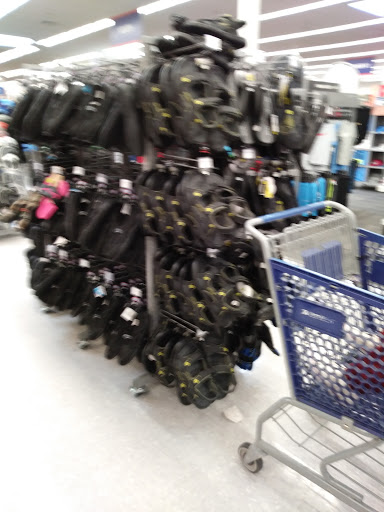 Sporting Goods Store «Academy Sports + Outdoors», reviews and photos, 3677 W Emporium Cir, Mesquite, TX 75150, USA