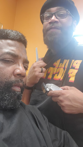 Barber Shop «Fresh Cutz», reviews and photos, 2176 1st Capitol Dr, St Charles, MO 63301, USA