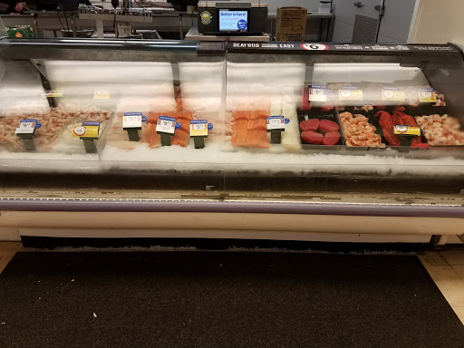 Grocery Store «Winn-Dixie», reviews and photos, 2519 McMullen Booth Rd #106, Clearwater, FL 33761, USA