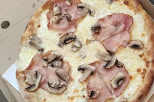 Pizza u Piotra image