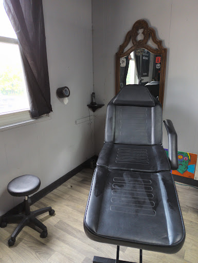 Explore female hip tattoo ideas, creative tattoo ideas in Elyria, available at Raven Ink Tattoo & Piercing