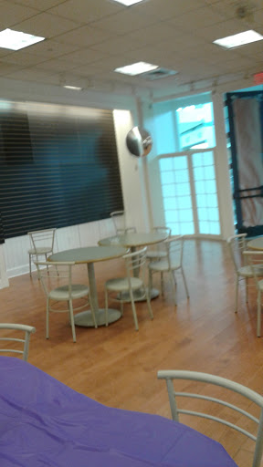 Shopping Mall «Burlington Center Mall», reviews and photos, 2501 Mt Holly Rd, Burlington, NJ 08016, USA