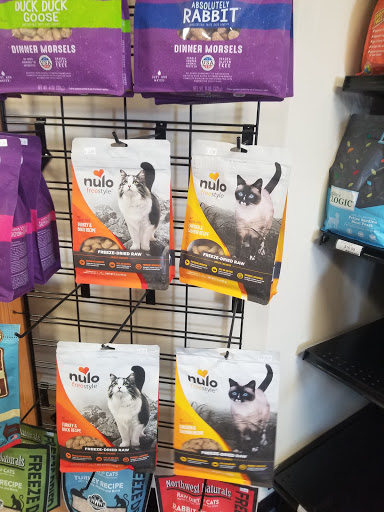 Pet Supply Store «EarthWise Pet Supply», reviews and photos, 7316 Yankee Rd, Liberty Township, OH 45044, USA