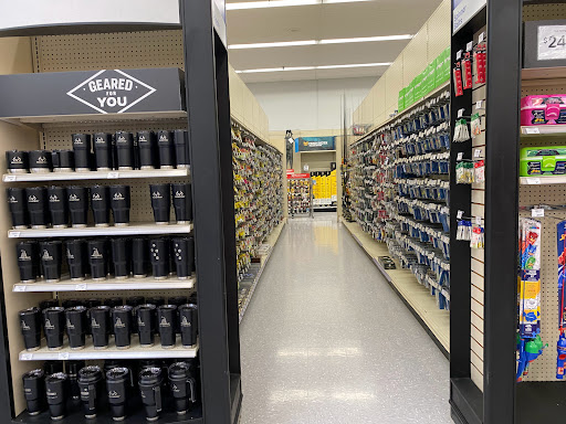 Sporting Goods Store «Academy Sports + Outdoors», reviews and photos, 5802 19th St, Lubbock, TX 79407, USA