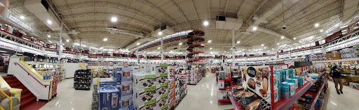 Department Store «BrandsMart USA», reviews and photos, 5000 Motors Industrial Way, Atlanta, GA 30360, USA