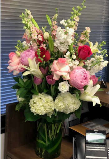 Florist «Lexis Florist», reviews and photos, 6102 Skyline Dr a, Houston, TX 77057, USA