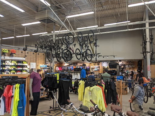 Camping Store «REI», reviews and photos, 12634 N Paradise Village Pkwy W, Phoenix, AZ 85032, USA